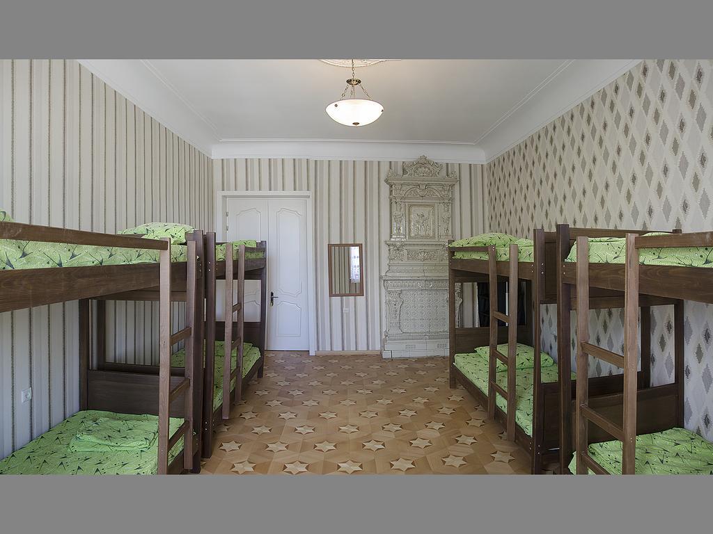 Griboedov Hostel & Suites تبليسي المظهر الخارجي الصورة