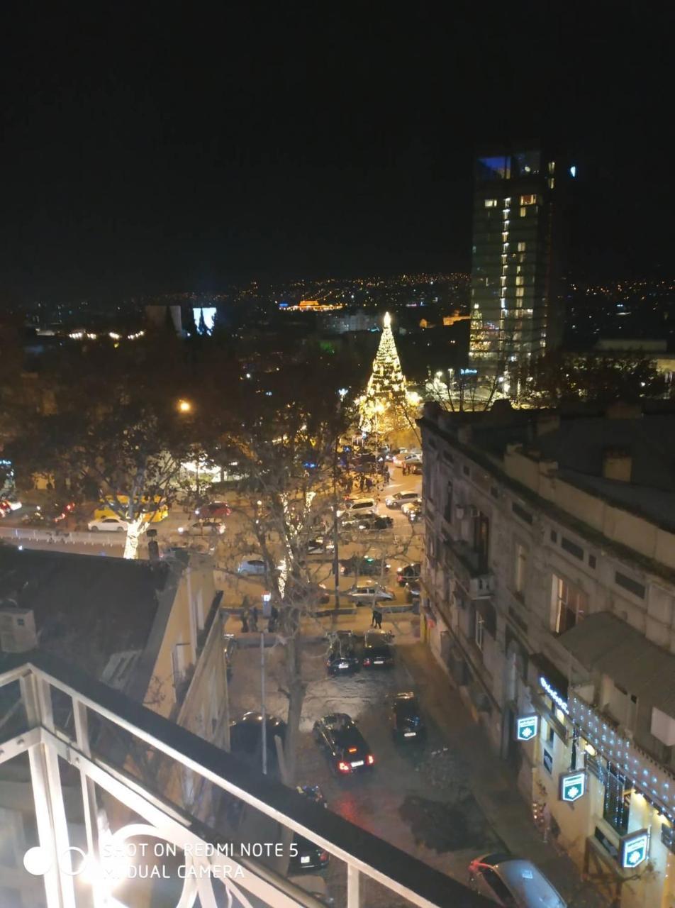 Griboedov Hostel & Suites تبليسي المظهر الخارجي الصورة